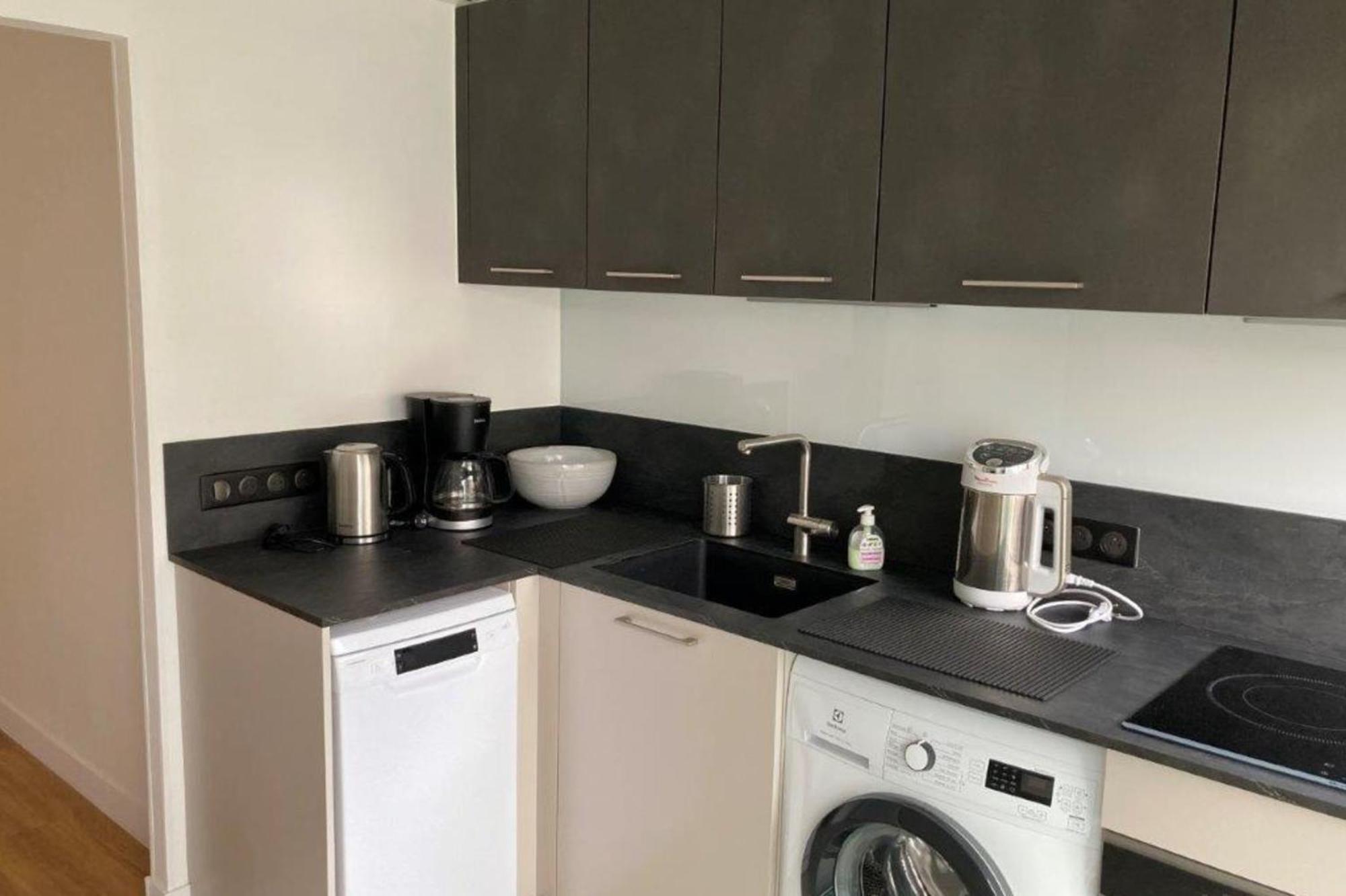 Beautiful Family Cocoon Of 65 M Close To The Sea Apartment *