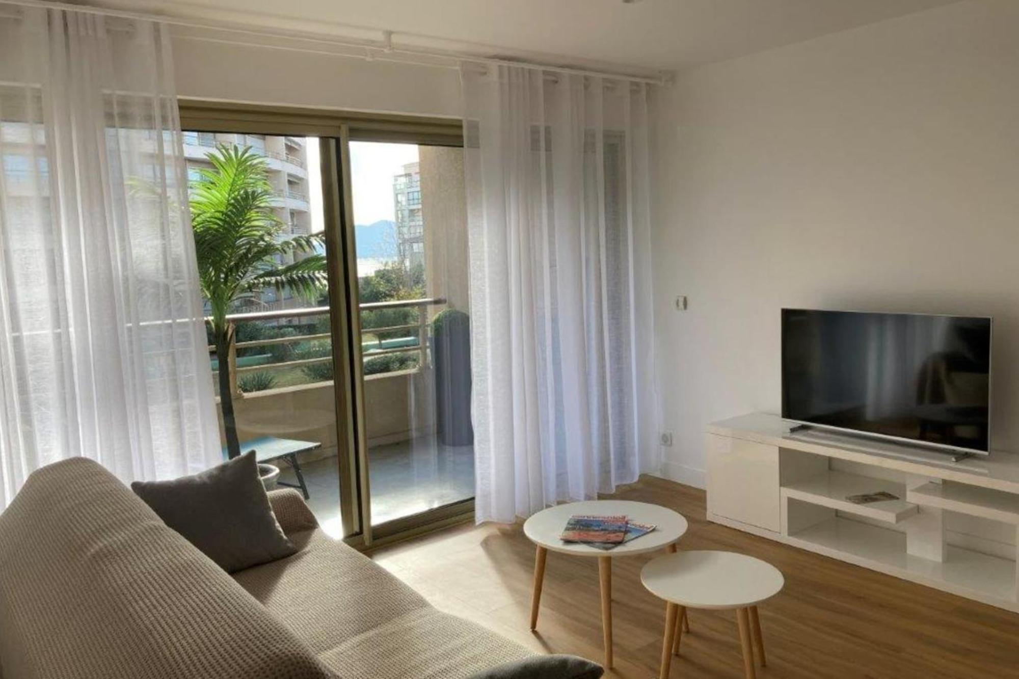 Beautiful Family Cocoon Of 65 M Close To The Sea Apartment Cannes
